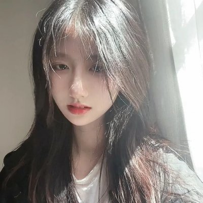 锁锁美同学@提不起劲